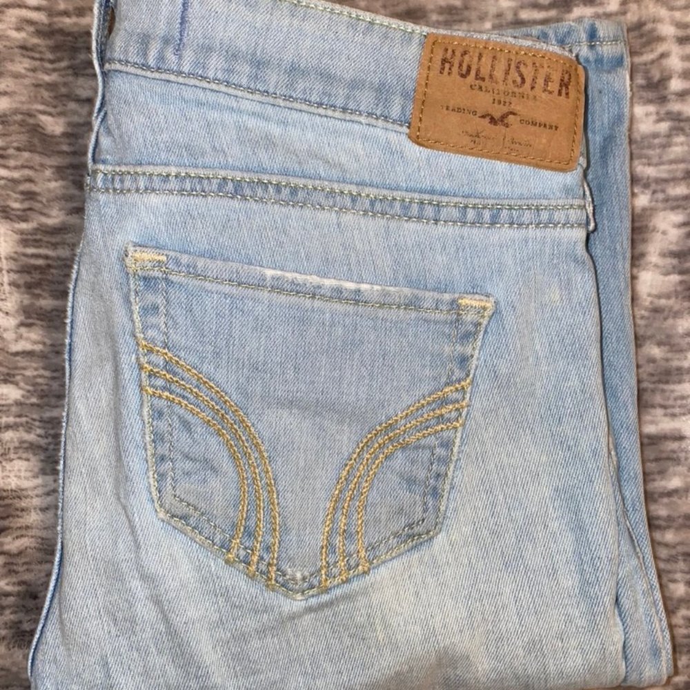 Hollister Lightwash Bootcut Jeans Size 24/Size 0
